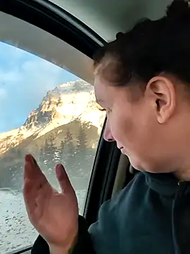 Canadian BBW online show from 01.24.25