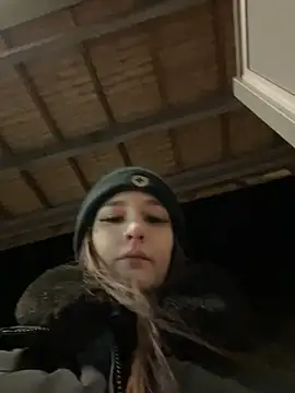 joanaelaa online show from 02.18.25