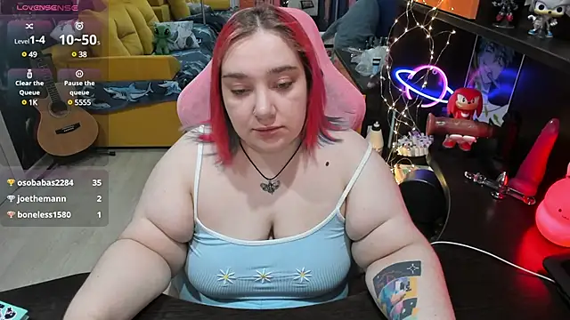 Softie Sofy online show from 03.13.25