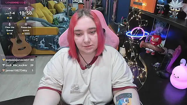 Softie Sofy online show from 03.15.25