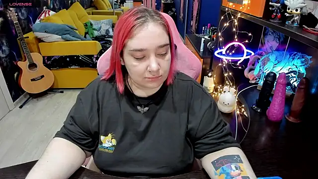 Softie Sofy online show from 03.21.25