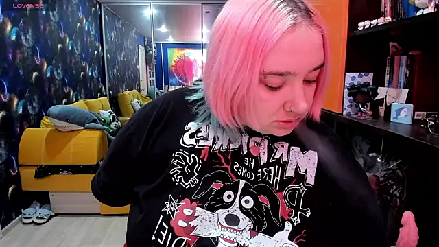 Softie Sofy online show from 04.18.26