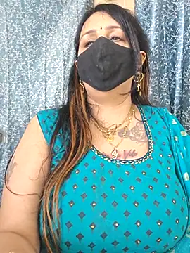 cute-tanvi online show from 02.18.25