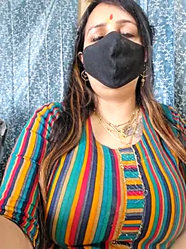 cute-tanvi online show from 02.26.25