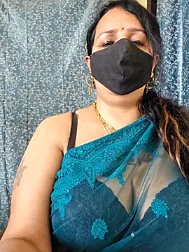 cute-tanvi online show from 03.17.25