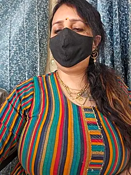 cute-tanvi online show from 03.21.25