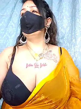 Snapshot of cute-tanvi chatting on 02.14.26 cute-tanvi online show from 02.14.26