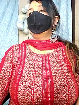 Snapshot of cute-tanvi chatting on 02.18.26 cute-tanvi online show from 02.18.26