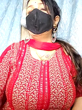 Snapshot of cute-tanvi chatting on 02.22.26 cute-tanvi online show from 02.22.26