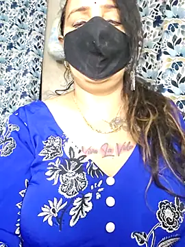 Snapshot of cute-tanvi chatting on 03.28.26 cute-tanvi online show from 03.28.26