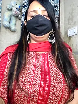 Snapshot of cute-tanvi chatting on 04.13.26 cute-tanvi online show from 04.13.26