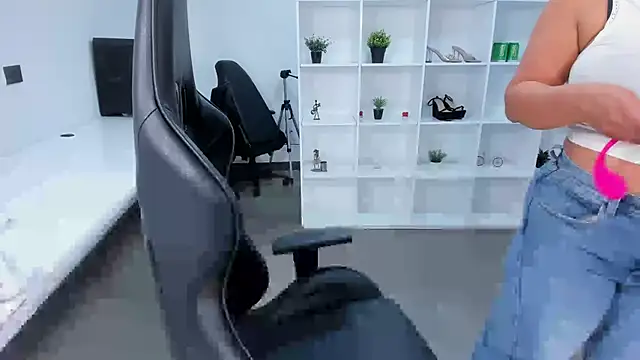 natural bigboobs online show from 10.19.25