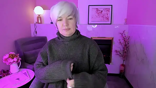 Snapshot of CarmenSoft chatting on 02.03.26 CarmenSoft online show from 02.03.26