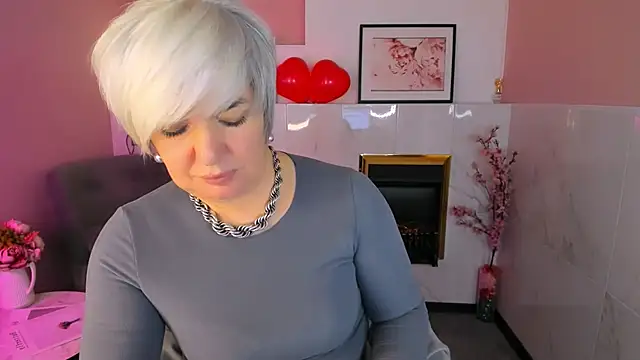 Snapshot of CarmenSoft chatting on 02.09.26 CarmenSoft online show from 02.09.26