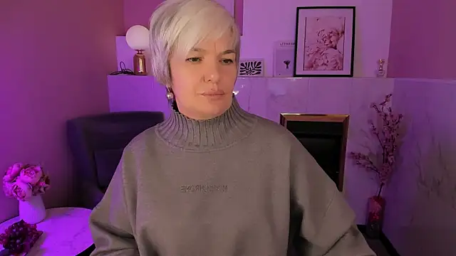 Snapshot of CarmenSoft chatting on 03.07.26 CarmenSoft online show from 03.07.26