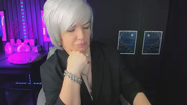 Snapshot of CarmenSoft chatting on 06.29.26 CarmenSoft online show from 06.29.26