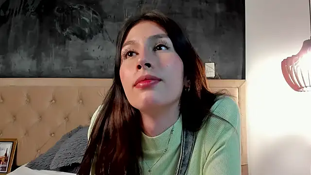 valeria gonzales  online show from 02.04.25