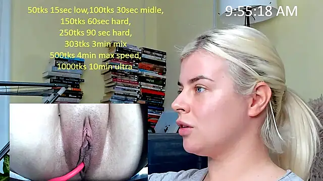 queenofthenighttt online show from 12.21.25