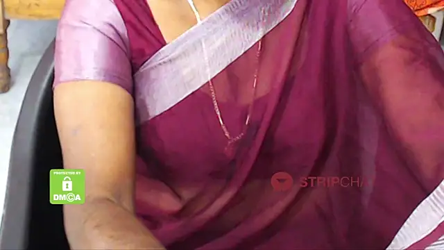 Snapshot of Novapol chatting on 03.22.25 Novapol online show from 03.22.25