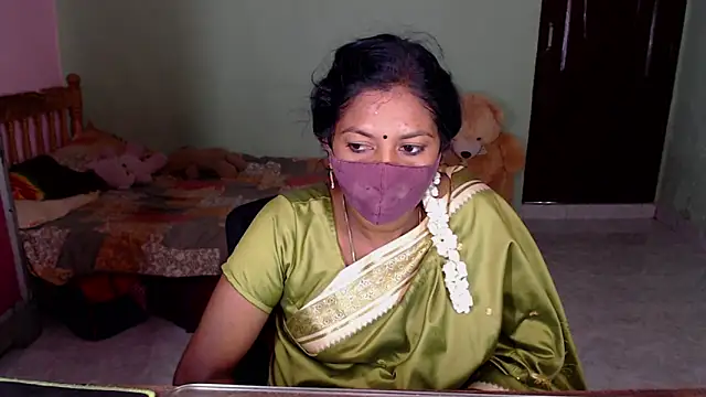 Snapshot of Novapol chatting on 03.29.26 Novapol online show from 03.29.26