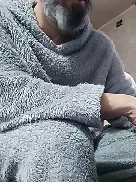 207RCCam online show from 03.23.25