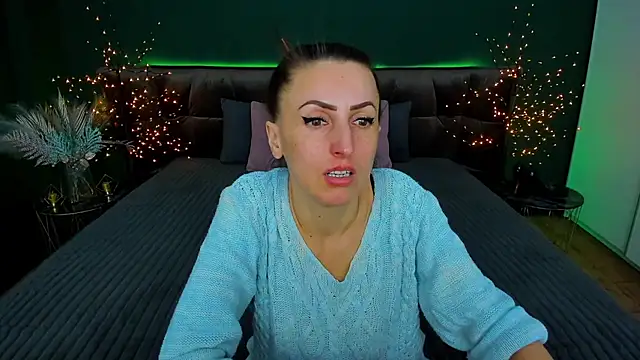 Rebecca Diamond online show from 02.11.25