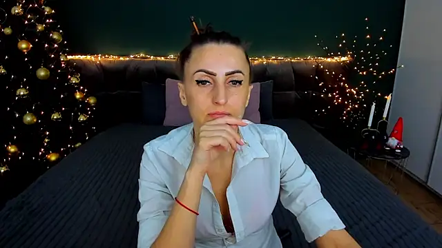 Rebecca Diamond online show from 12.16.25