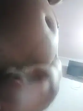 Snapshot of Pingon_Chocolate chatting on 11.05.25 Pingon Chocolate online show from 11.05.25