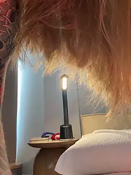 curchez  online show from 09.09.25