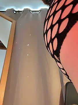 curchez  online show from 09.23.25