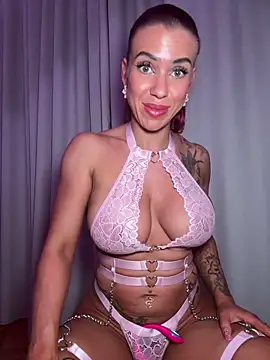 Pia July  online show from 10.22.25