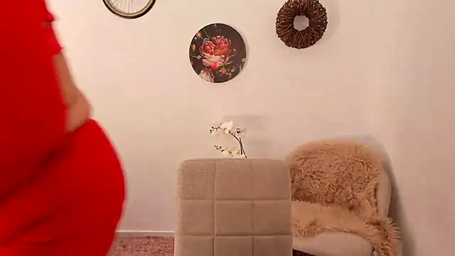 Milf-Ella online show from 10.20.25