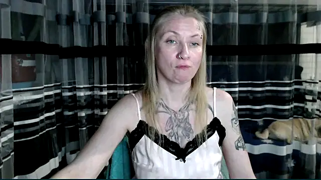 cold lollipop online show from 11.10.25