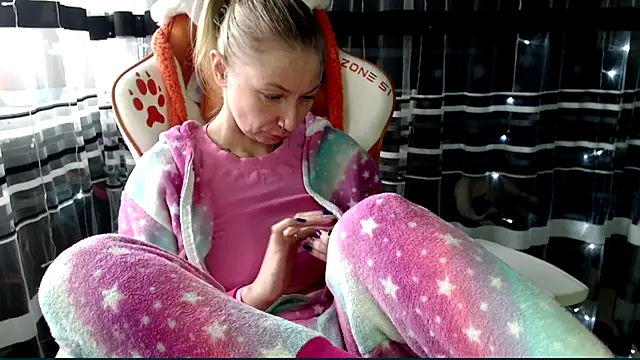 cold lollipop online show from 02.19.26