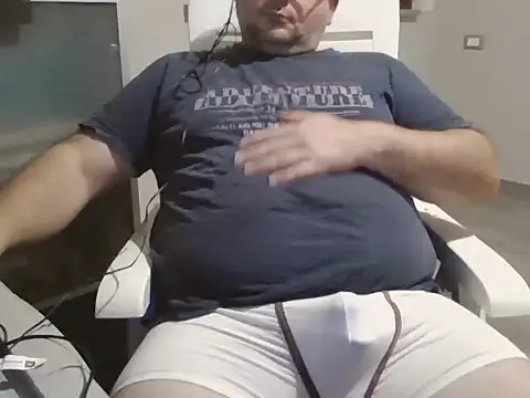 iron boy80 online show from 10.24.25