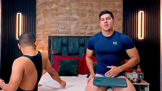 Snapshot of FelipeAndMarcello3 chatting on 01.19.26 FelipeAndMarcello3 online show from 01.19.26