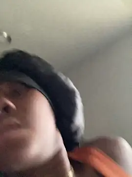 Foreignthababyy online show from 10.20.25