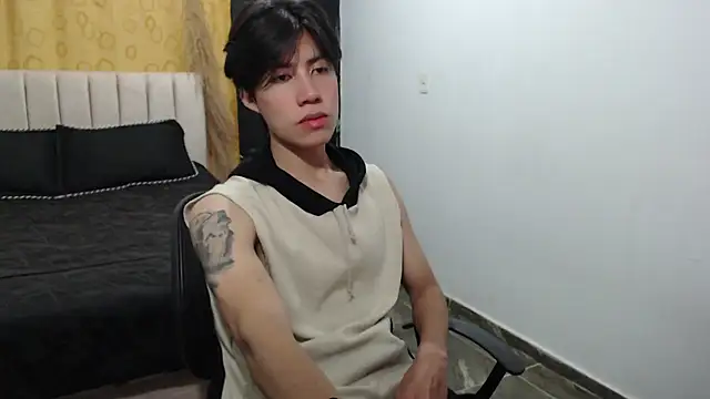 Elio-cam online show from 12.16.24