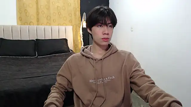 Elio-cam online show from 02.17.25