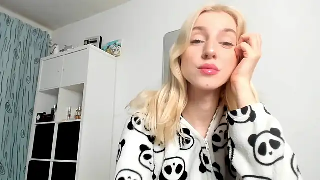 KenzieDawton online show from 11.27.25