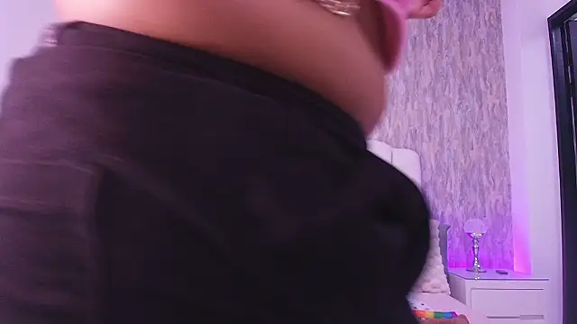 raven lilith  online show from 02.25.26