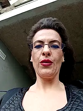 Snapshot of RebeccaNoble chatting on 04.18.26 RebeccaNoble online show from 04.18.26