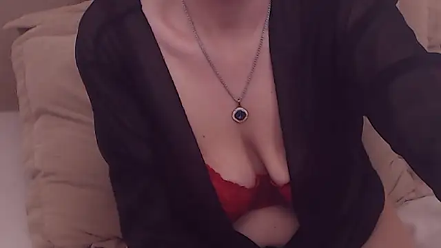 Snapshot of RebeccaNoble chatting on 04.27.26 RebeccaNoble online show from 04.27.26
