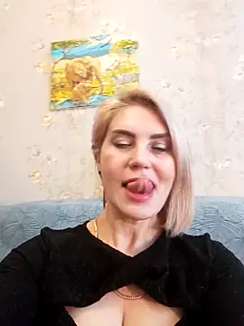 JennyOMay online show from 01.05.25