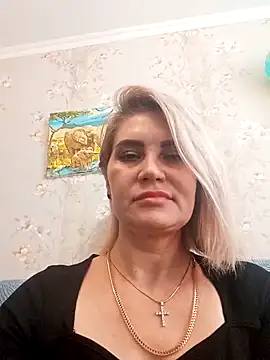 JennyOMay online show from 01.24.25