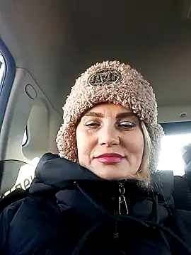 JennyOMay online show from 02.08.25