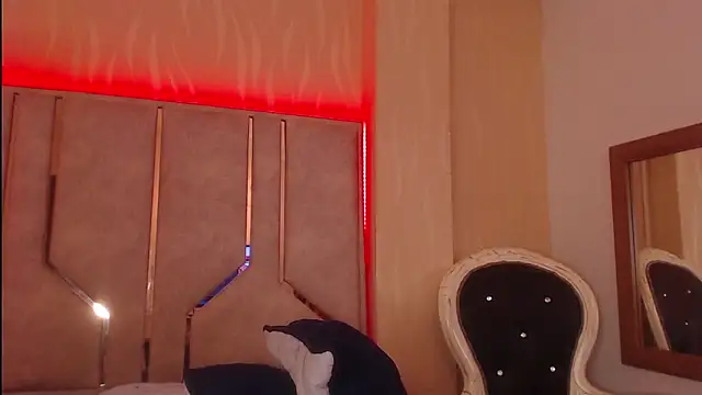 ChantalPetit online show from 10.01.25