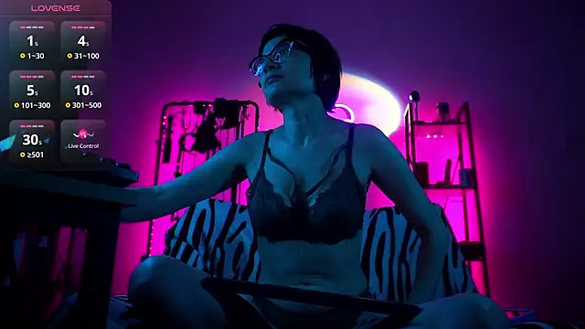 CyberXGoddess online show from 12.04.25