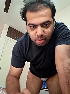 Snapshot of kaustubh45 chatting on 12.10.24 kaustubh45 online show from 12.10.24