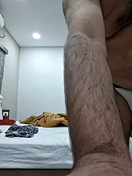 Snapshot of kaustubh45 chatting on 12.18.24 kaustubh45 online show from 12.18.24